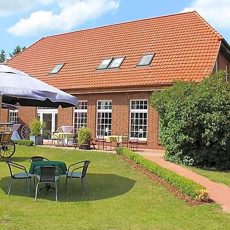 Im Wiesengrund Hotel 3*