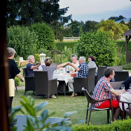 Im Wiesengrund 3* Lalendorf